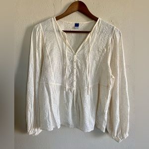Old Navy White Peasant Blouse with Embroidered Deatils.